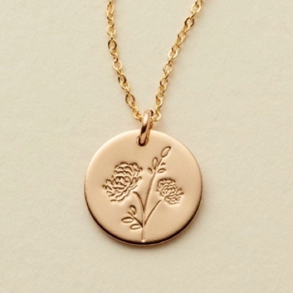 Minimal Birth Month Flower Pendant Gift Necklace - Picture 9 of 16